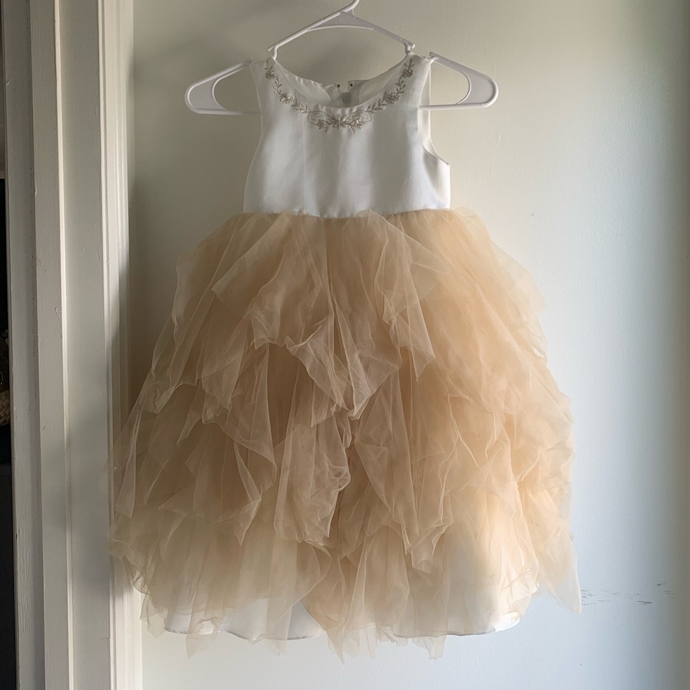 Girls elegant flower dress